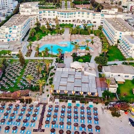 Sentido Bellevue Park-3